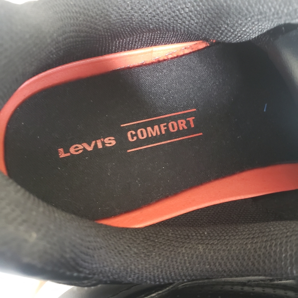 Levi's Comfort BLACK Synthetic Sneaker size 9 - Picture 3 of 8